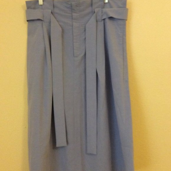 Club Monaco | Dilys Skirt | Size 12 - Picture 8 of 8